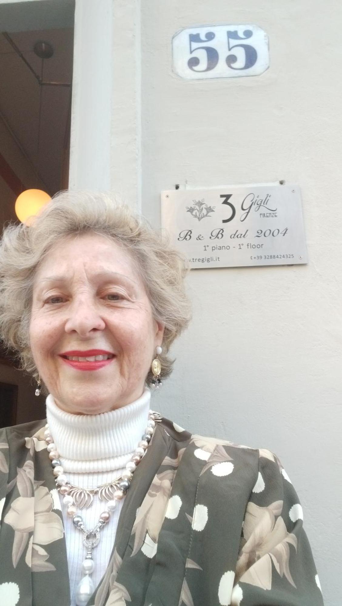 Bed and breakfast Tre Gigli A Firenze, 5 Minutes From Station, Via Palazzuolo 55 Florencia