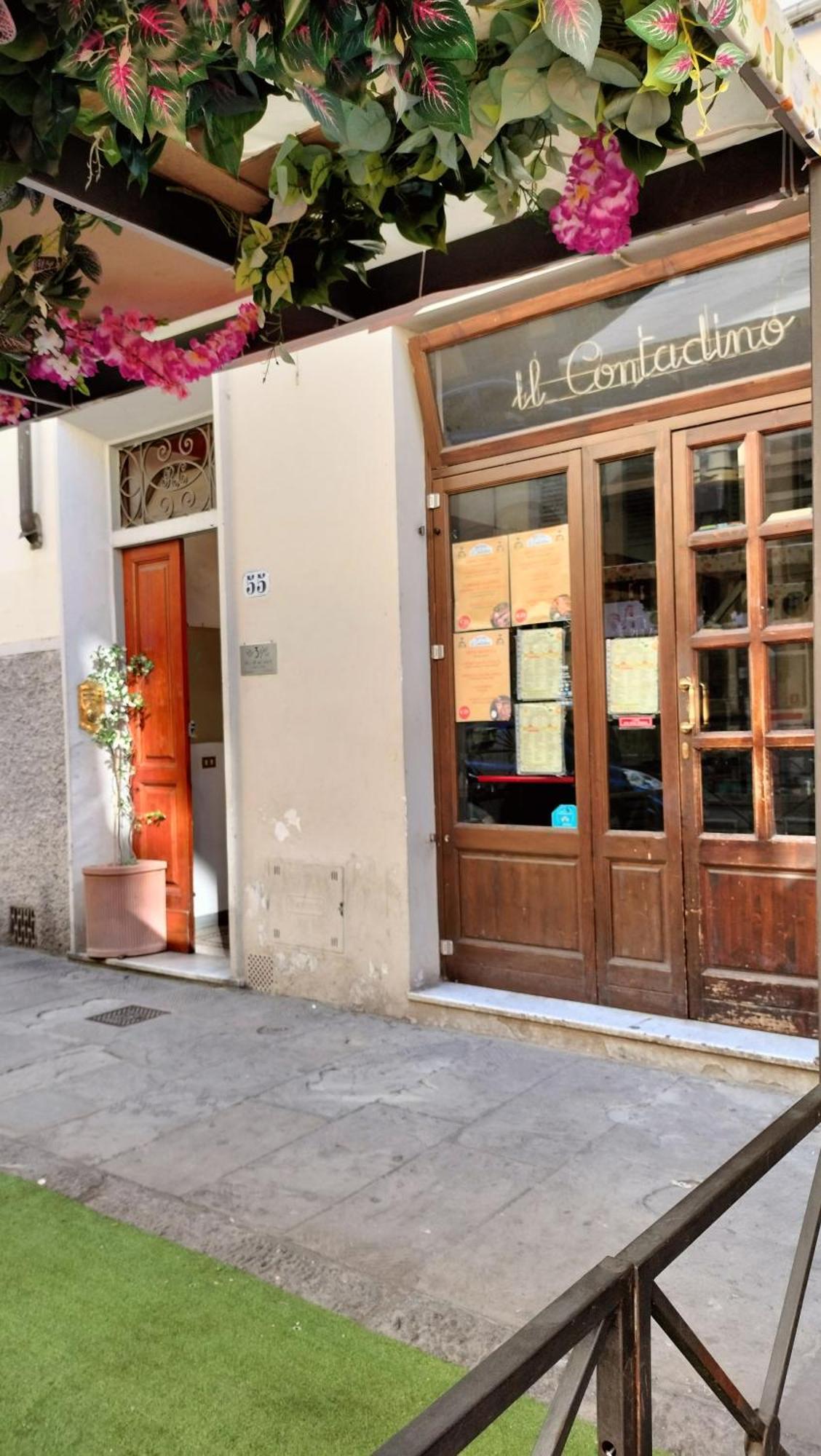 Bed and breakfast Tre Gigli A Firenze, 5 Minutes From Station, Via Palazzuolo 55