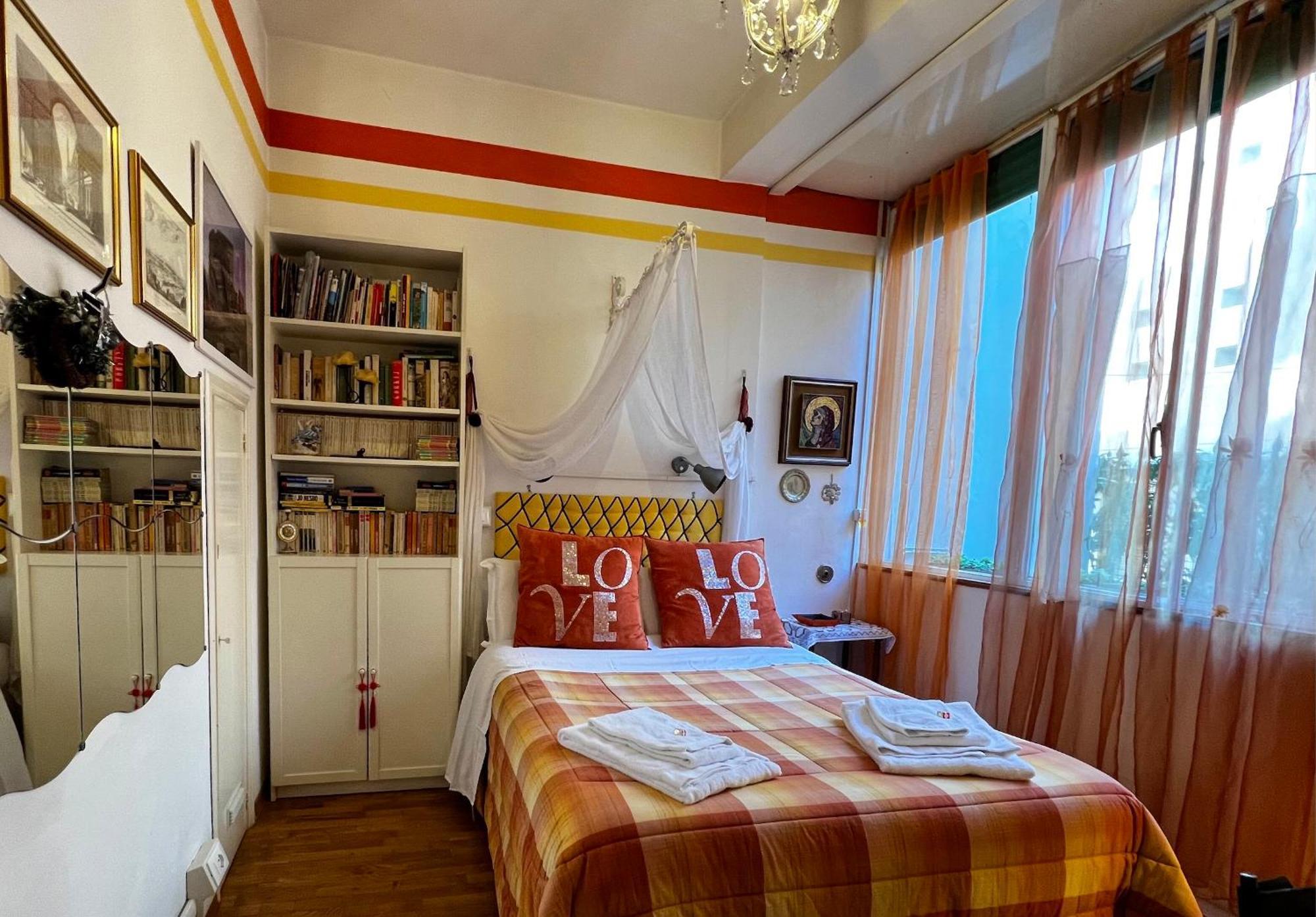 Bed and breakfast Tre Gigli A Firenze, 5 Minutes From Station, Via Palazzuolo 55 *